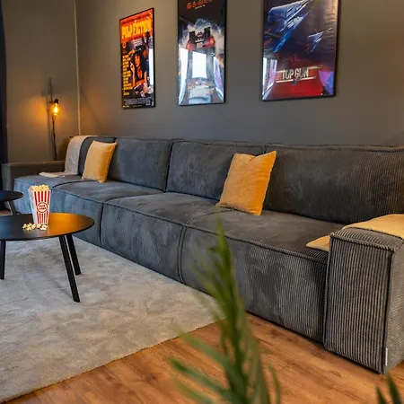 Svyvo Cologne - Serviced Apartments Ehrenfeld Zimmer foto