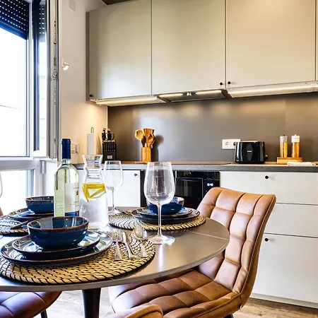 Svyvo Cologne - Serviced Apartments Ehrenfeld Zimmer foto